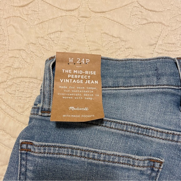 Madewell The Petite Perfect Vintage Jean in Alderton Wash Light Wash Size 24P - Picture 8 of 10